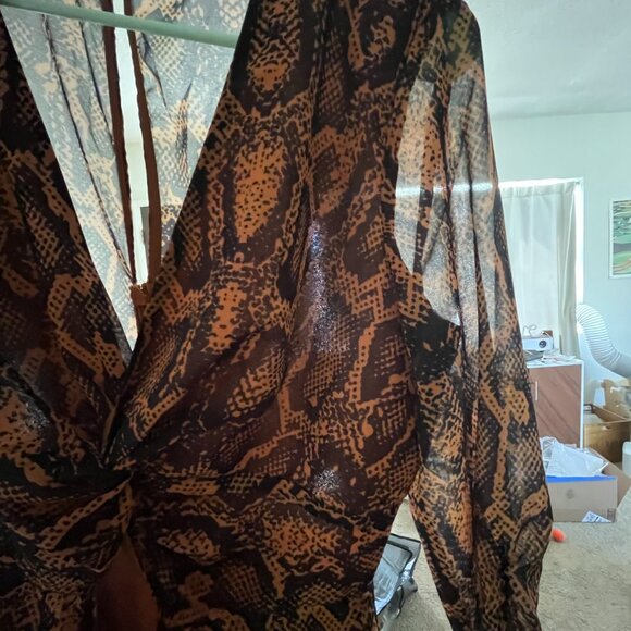 Finders Keepers Sheer Snake Skin LS Midi Dress - Picture 7 of 9